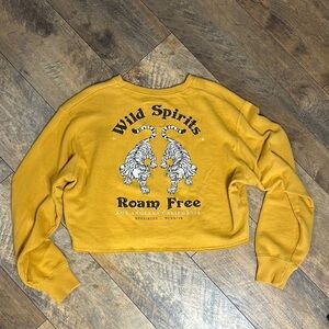 HOLLISTER Boxy Cropped Tiger Sweatshirt, Size M